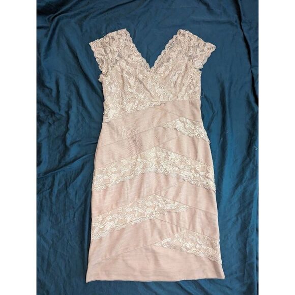 MARINA champagne cocktail dress bodycon lace and pleated chiffon sz 14 - Picture 8 of 9